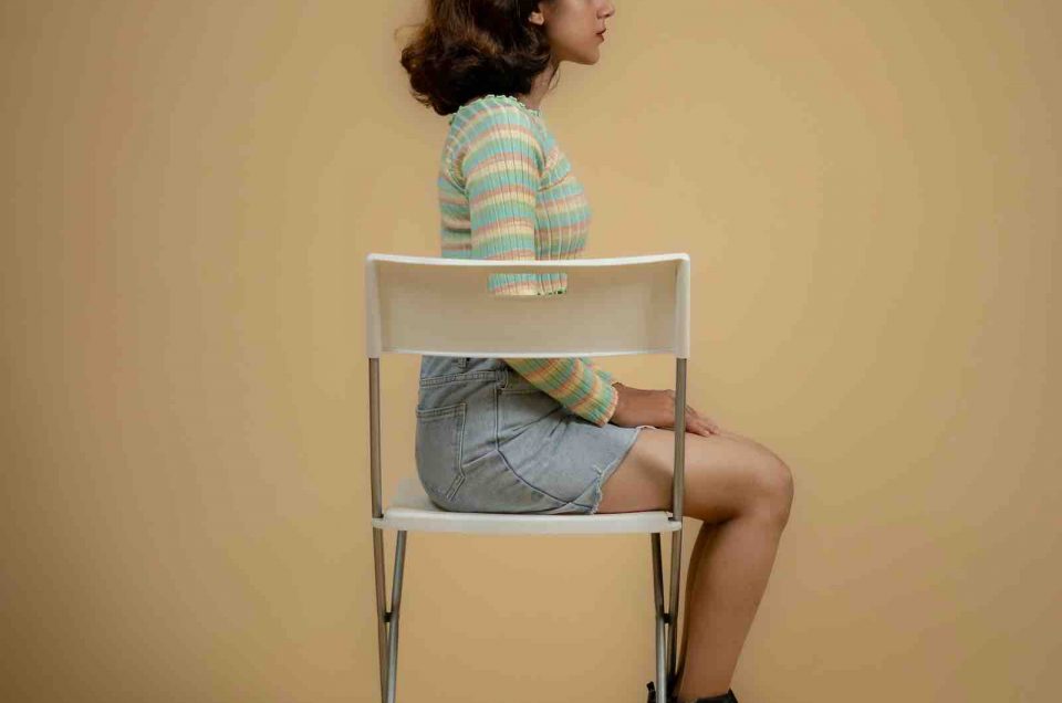 Mantener posturas corporales saludables y prevenir lesiones